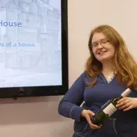 Maya Hoole wins prize