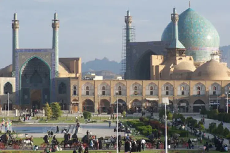 Iran2006LLOYD140.jpg
