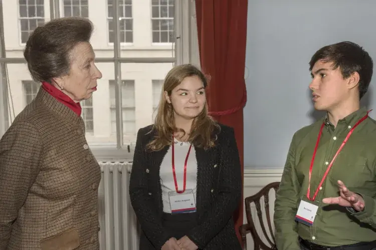 HCA Chancellor meets arch students