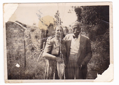 Naim and Aniseh Cotran in their orchards in Nahr al Nabi‘a, 1949. Family Papers.